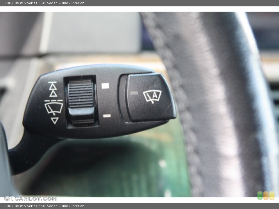 Black Interior Controls for the 2007 BMW 5 Series 550i Sedan #68538871