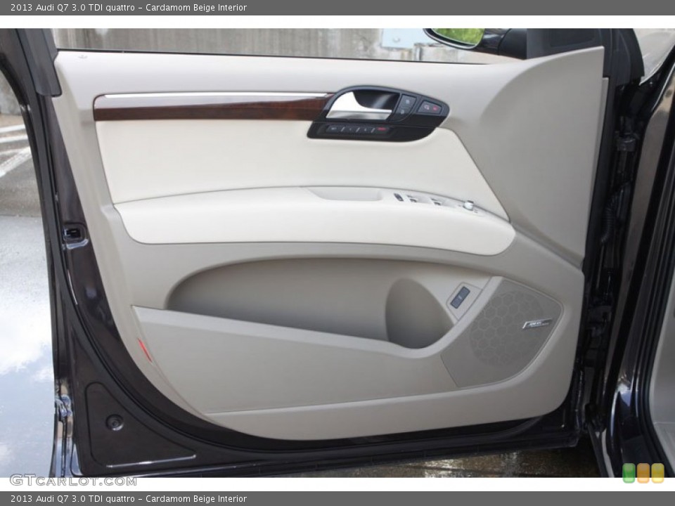 Cardamom Beige Interior Door Panel for the 2013 Audi Q7 3.0 TDI quattro #68541412