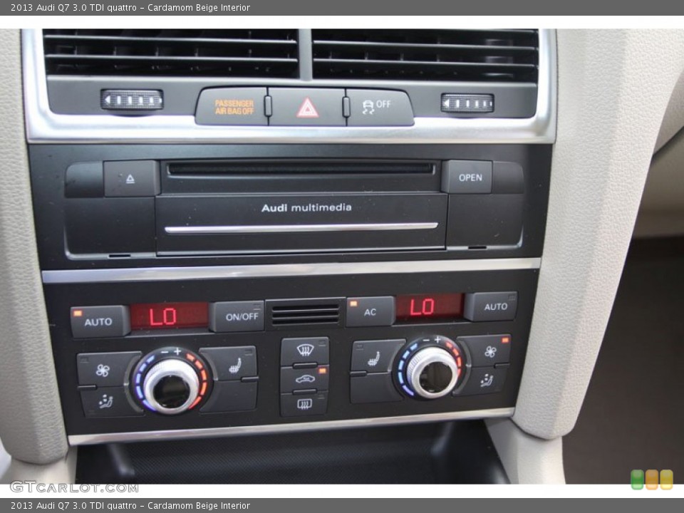 Cardamom Beige Interior Controls for the 2013 Audi Q7 3.0 TDI quattro #68541484