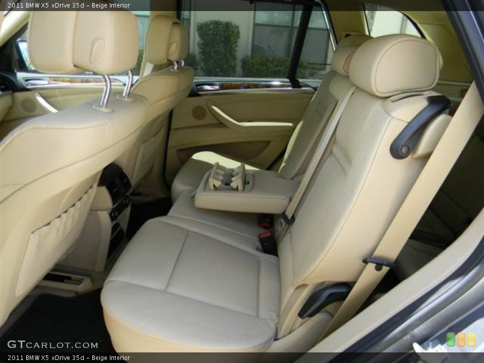 Beige Interior Rear Seat for the 2011 BMW X5 xDrive 35d #68542765