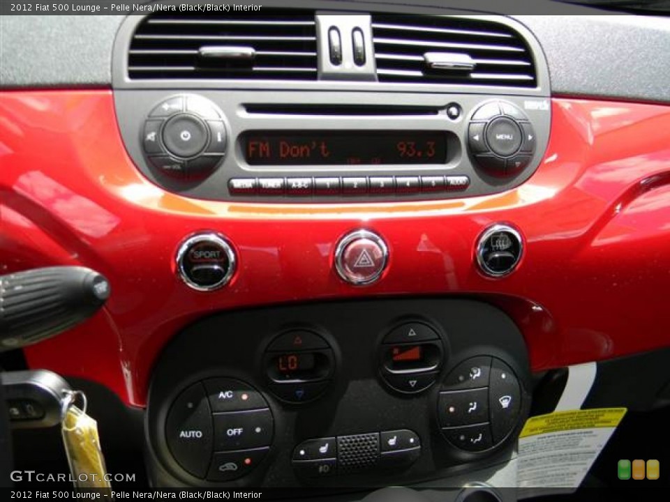 Pelle Nera/Nera (Black/Black) Interior Controls for the 2012 Fiat 500 Lounge #68543620