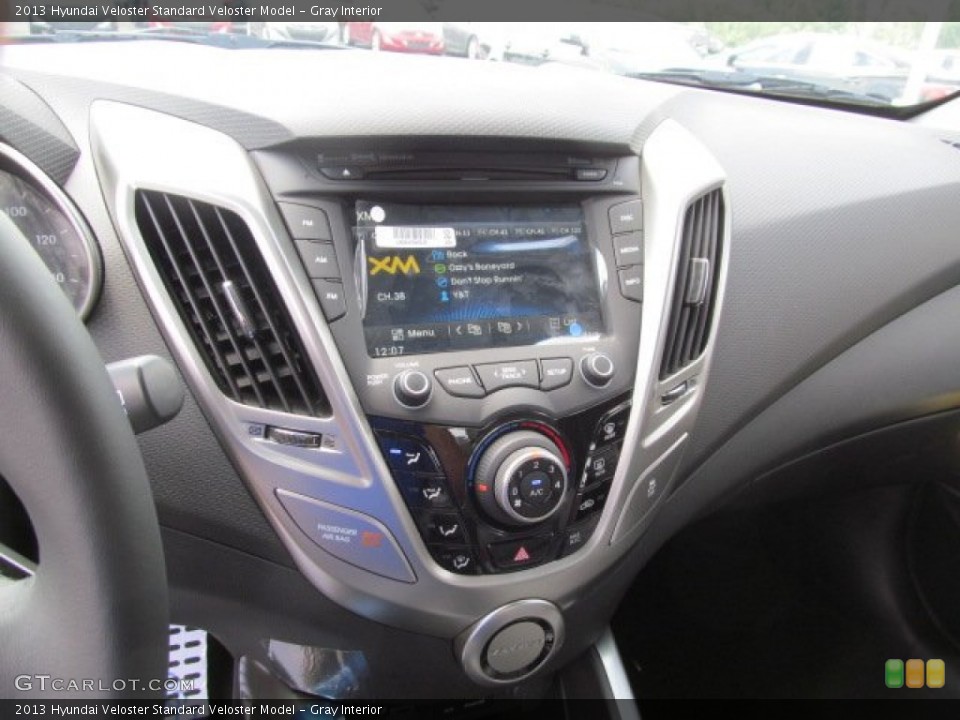 Gray Interior Controls for the 2013 Hyundai Veloster  #68567038