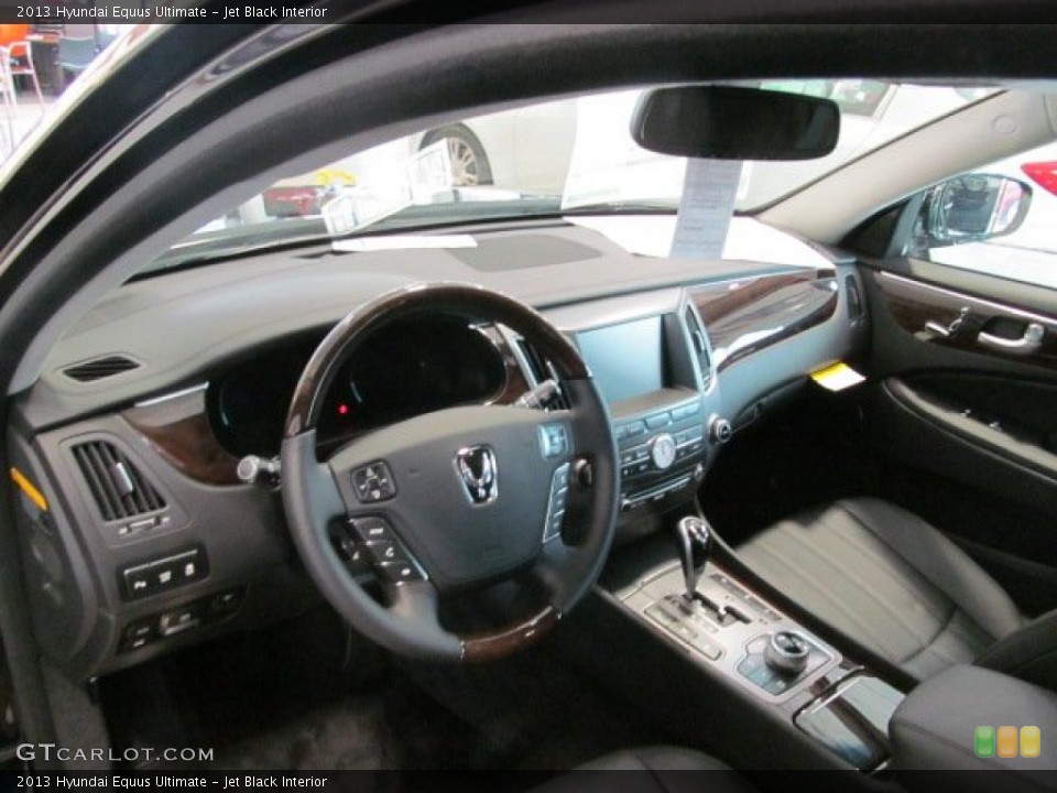 Jet Black Interior Photo for the 2013 Hyundai Equus Ultimate #68567605