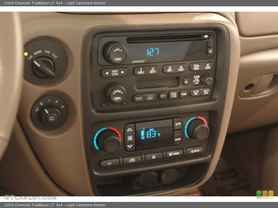 Light Cashmere Interior Controls for the 2004 Chevrolet TrailBlazer LT 4x4 #68575090