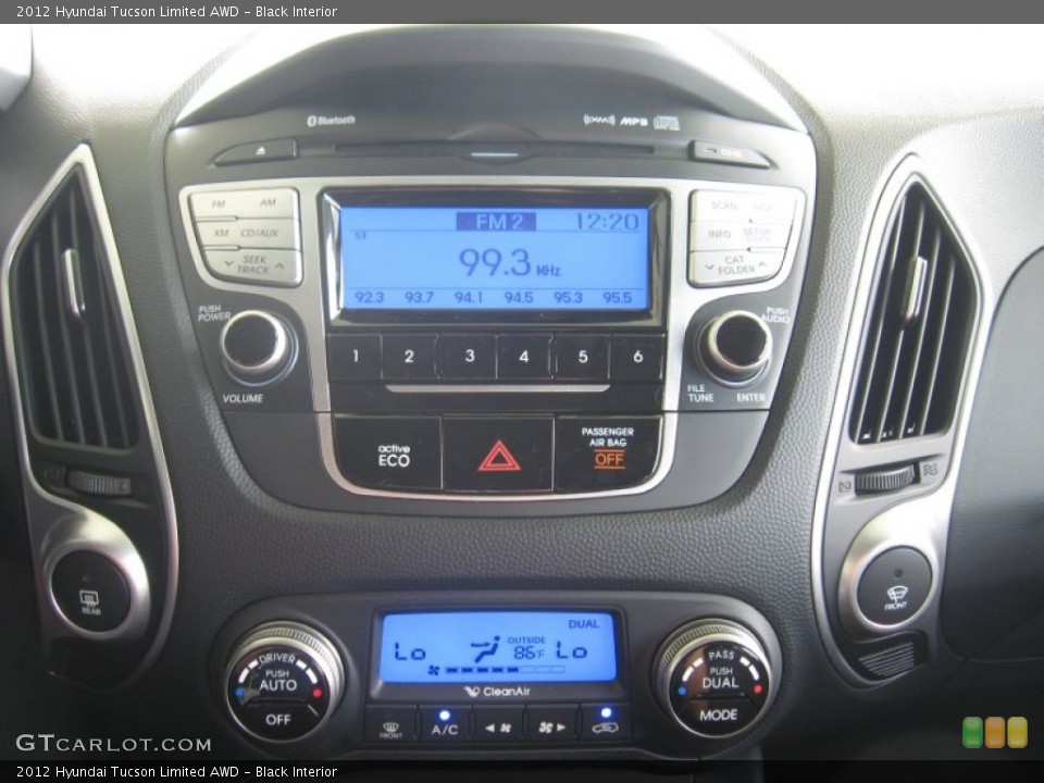 Black Interior Controls for the 2012 Hyundai Tucson Limited AWD #68580686