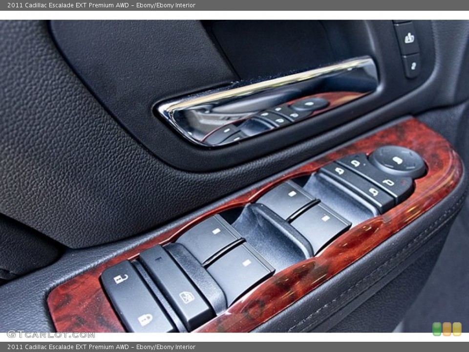 Ebony/Ebony Interior Controls for the 2011 Cadillac Escalade EXT Premium AWD #68580863