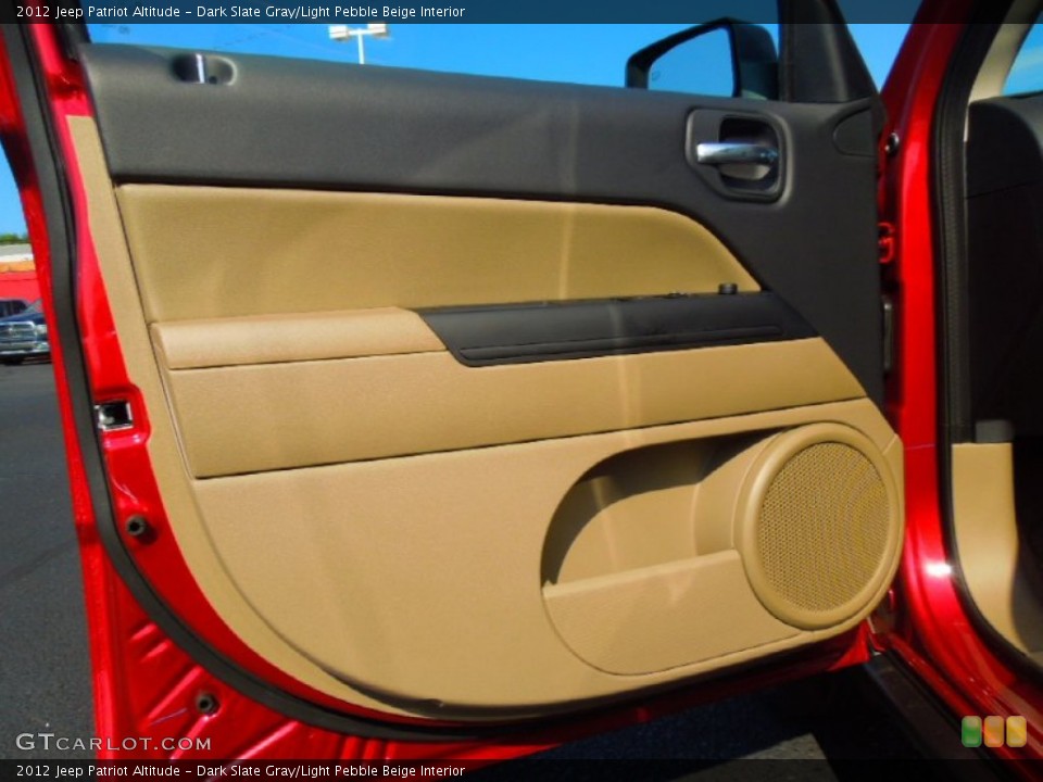 Dark Slate Gray/Light Pebble Beige Interior Door Panel for the 2012 Jeep Patriot Altitude #68583494
