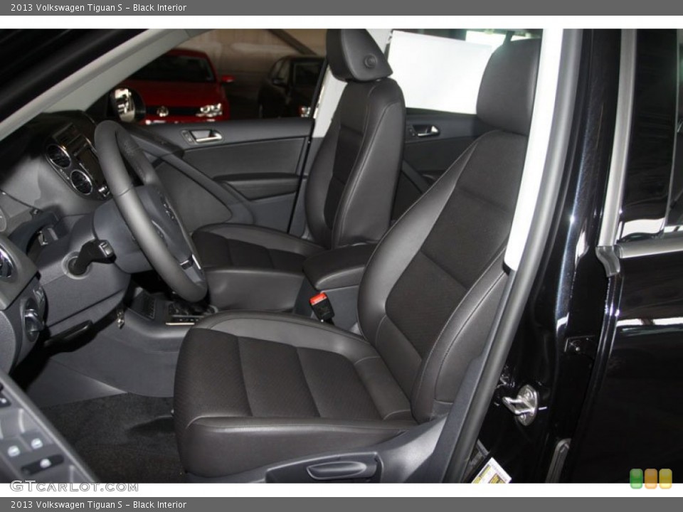 Black Interior Front Seat for the 2013 Volkswagen Tiguan S #68588918