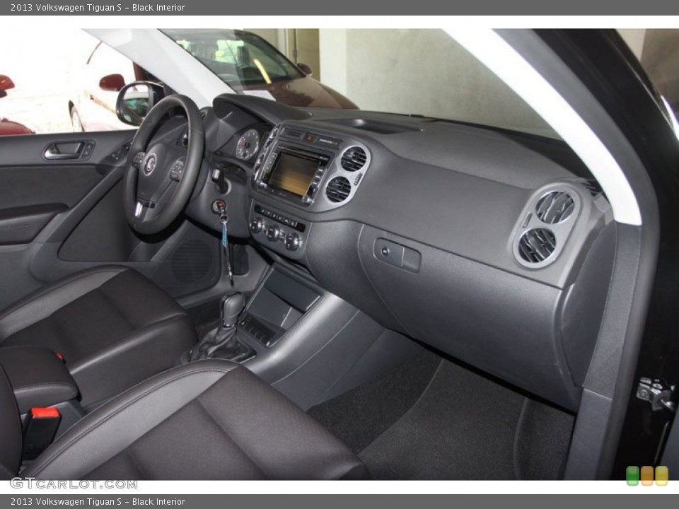 Black Interior Dashboard for the 2013 Volkswagen Tiguan S #68589014