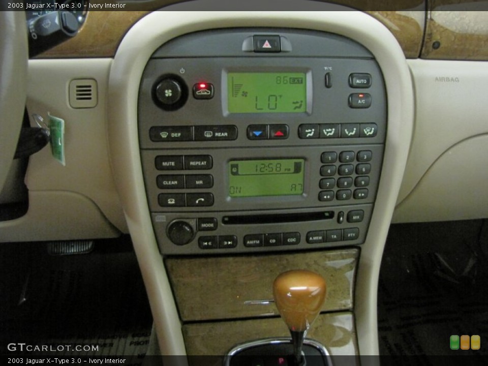 Ivory Interior Controls for the 2003 Jaguar X-Type 3.0 #68595077