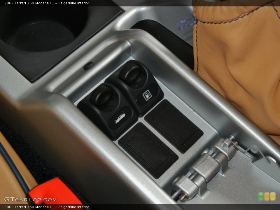 Beige/Blue Interior Controls for the 2002 Ferrari 360 Modena F1 #68597015