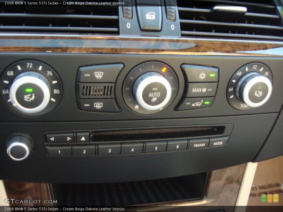 Cream Beige Dakota Leather Interior Controls for the 2008 BMW 5 Series 535i Sedan #68601479