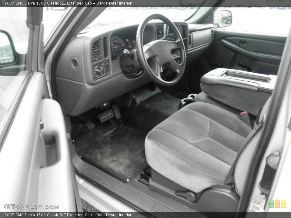 Dark Pewter Interior Photo for the 2007 GMC Sierra 1500 Classic SLE Extended Cab #68604609