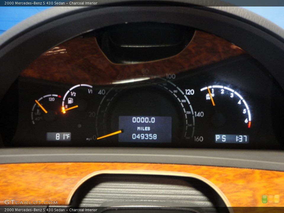 Charcoal Interior Gauges for the 2000 Mercedes-Benz S 430 Sedan #68612174