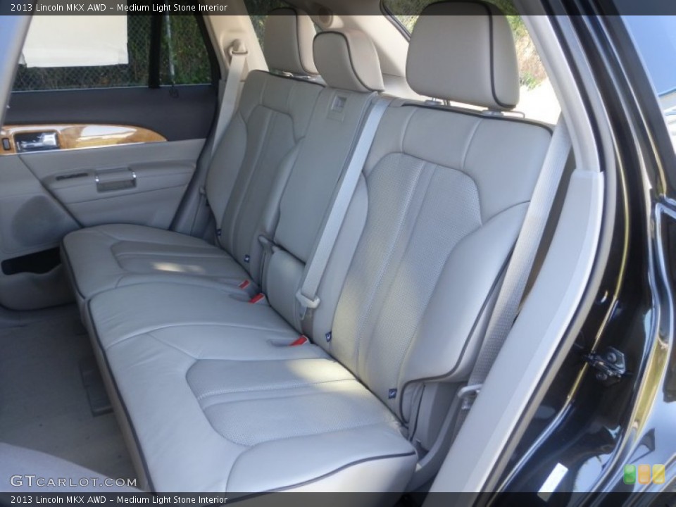 Medium Light Stone Interior Photo for the 2013 Lincoln MKX AWD #68617814