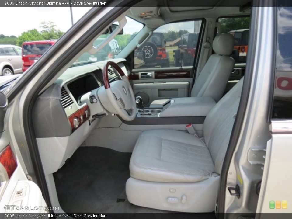 Dove Grey Interior Front Seat for the 2006 Lincoln Navigator Ultimate 4x4 #68618975