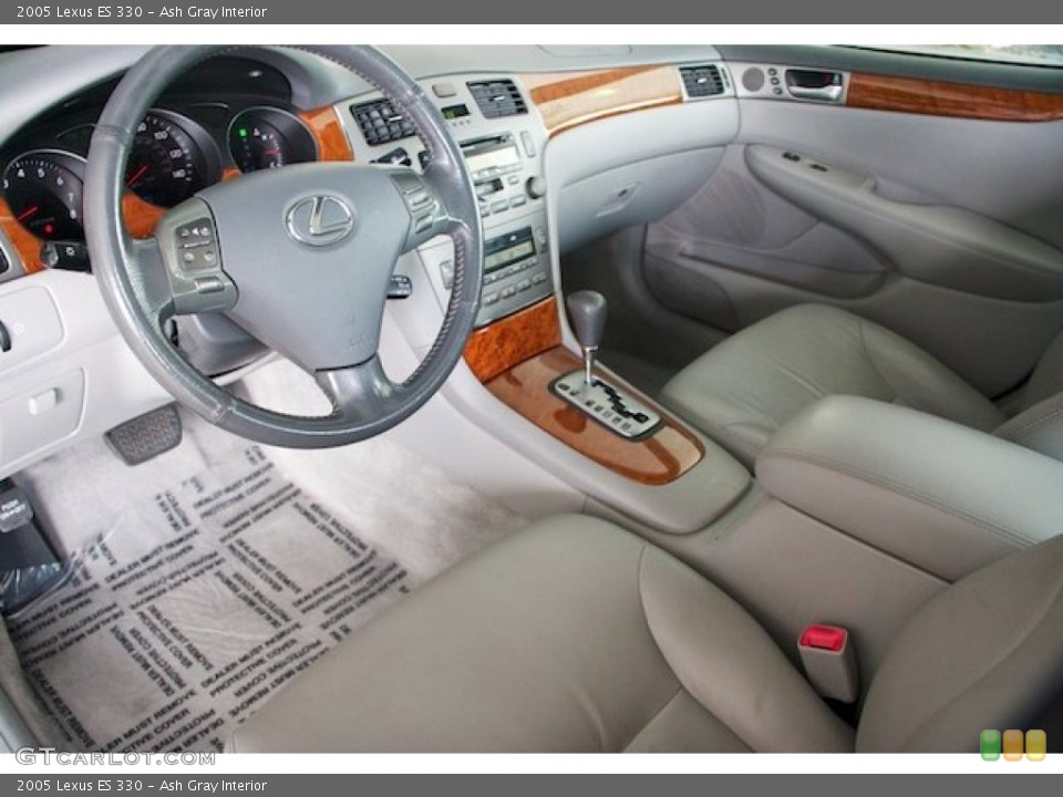 Ash Gray Interior Prime Interior for the 2005 Lexus ES 330 #68620919