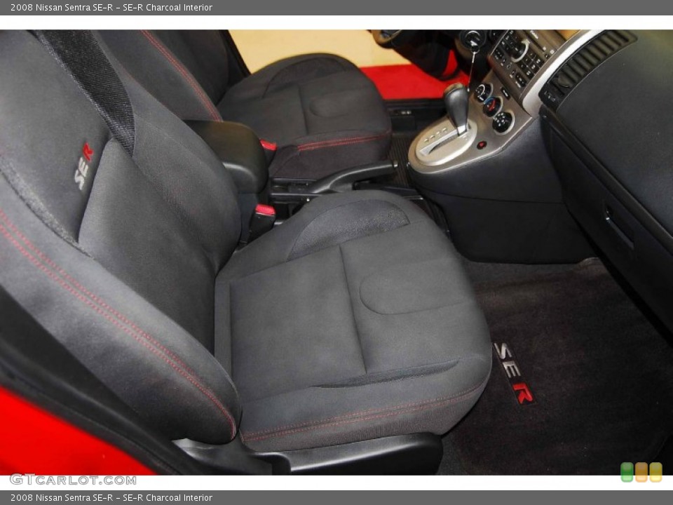 SE-R Charcoal Interior Photo for the 2008 Nissan Sentra SE-R #68623325