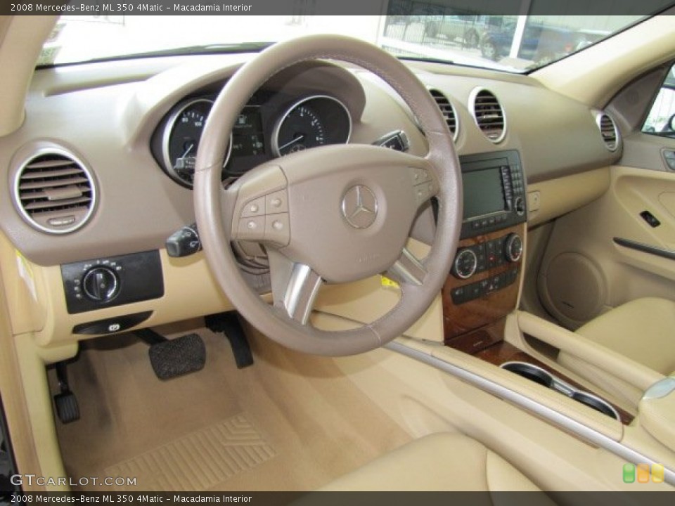Macadamia Interior Dashboard for the 2008 Mercedes-Benz ML 350 4Matic #68625553