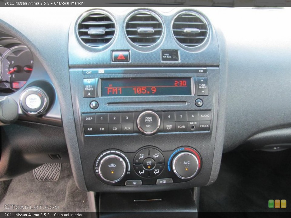 Charcoal Interior Controls for the 2011 Nissan Altima 2.5 S #68627799