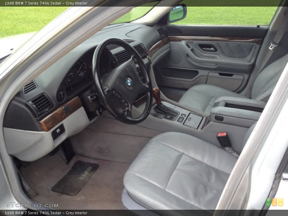 Grey Interior Prime Interior for the 1998 BMW 7 Series 740iL Sedan #68631586