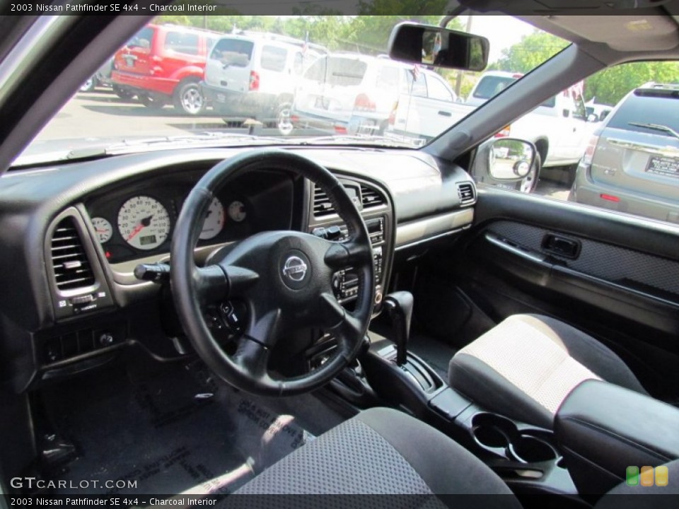 Charcoal 2003 Nissan Pathfinder Interiors