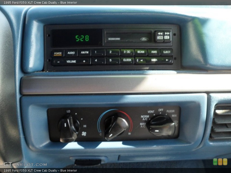 Blue Interior Controls for the 1995 Ford F350 XLT Crew Cab Dually #68641572