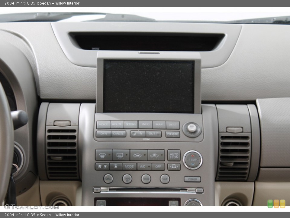 Willow Interior Controls for the 2004 Infiniti G 35 x Sedan #68658643