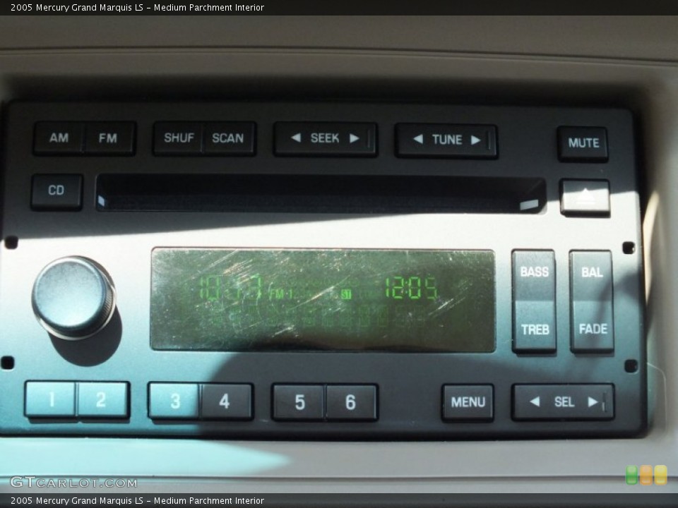 Medium Parchment Interior Audio System for the 2005 Mercury Grand Marquis LS #68668669