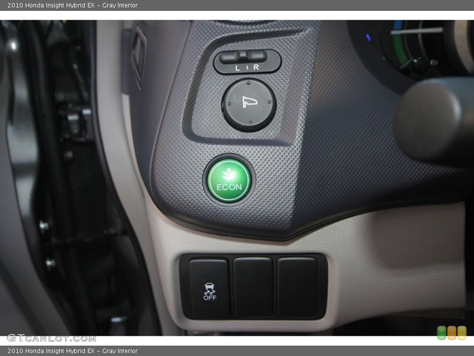 Gray Interior Controls for the 2010 Honda Insight Hybrid EX #68673427