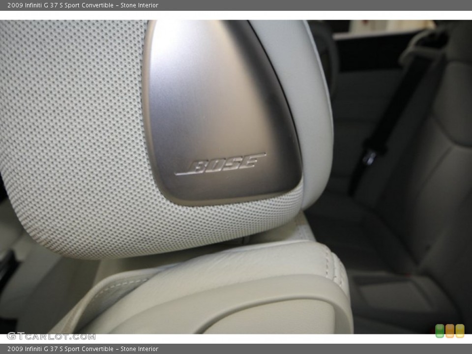 Stone Interior Audio System for the 2009 Infiniti G 37 S Sport Convertible #68677432