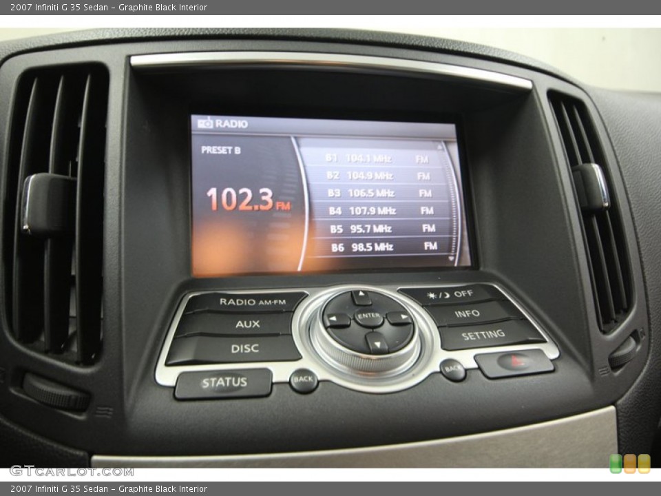 Graphite Black Interior Controls for the 2007 Infiniti G 35 Sedan #68678125