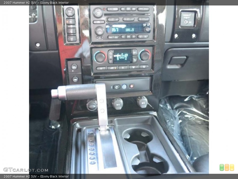 Ebony Black Interior Transmission for the 2007 Hummer H2 SUV #68685007
