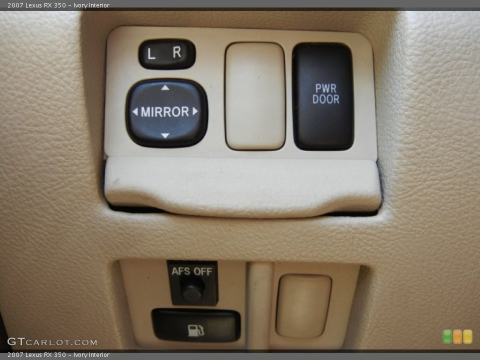 Ivory Interior Controls for the 2007 Lexus RX 350 #68687527