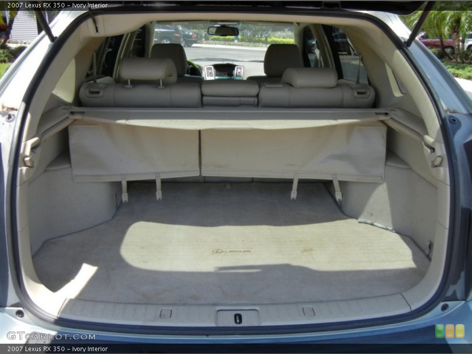 Ivory Interior Trunk for the 2007 Lexus RX 350 #68687545