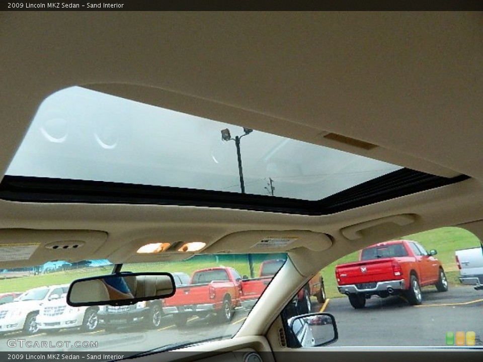 Sand Interior Sunroof for the 2009 Lincoln MKZ Sedan #68690320