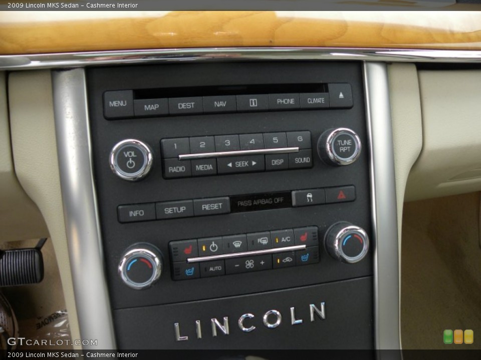 Cashmere Interior Controls for the 2009 Lincoln MKS Sedan #68692729
