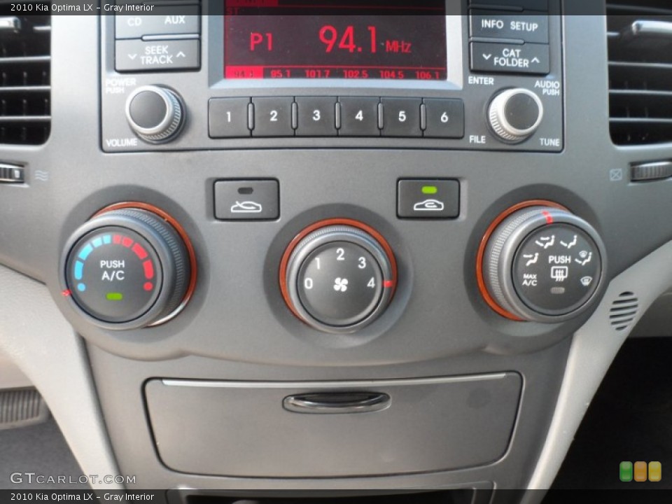 Gray Interior Controls for the 2010 Kia Optima LX #68695090