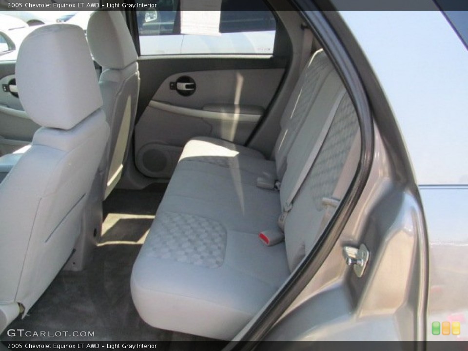 Light Gray Interior Rear Seat for the 2005 Chevrolet Equinox LT AWD #68697040
