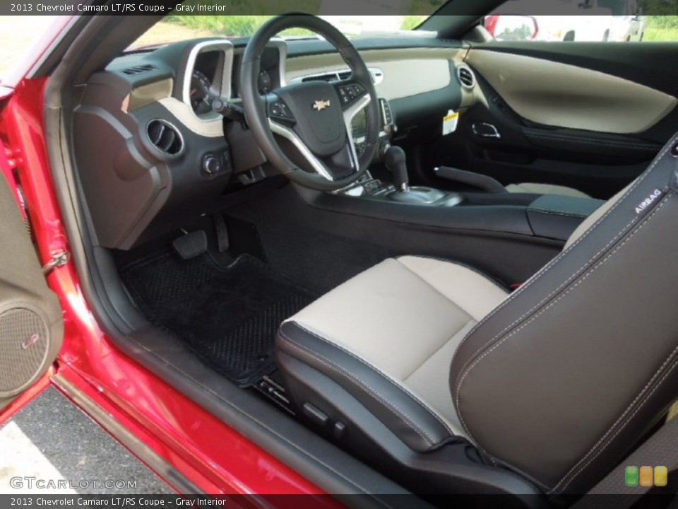 Gray Interior Photo for the 2013 Chevrolet Camaro LT/RS Coupe #68702986