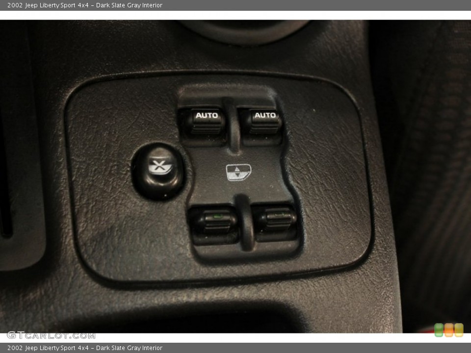 Dark Slate Gray Interior Controls for the 2002 Jeep Liberty Sport 4x4 #68705608