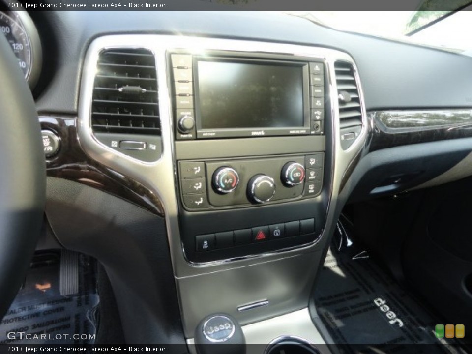 Black Interior Controls for the 2013 Jeep Grand Cherokee Laredo 4x4 #68708506
