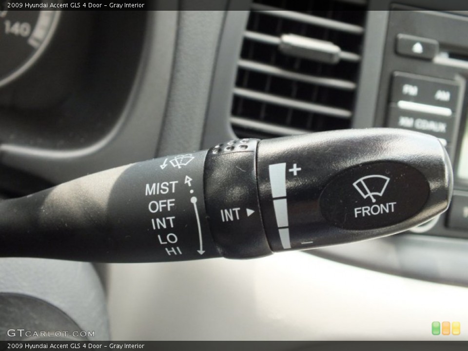 Gray Interior Controls for the 2009 Hyundai Accent GLS 4 Door #68709619
