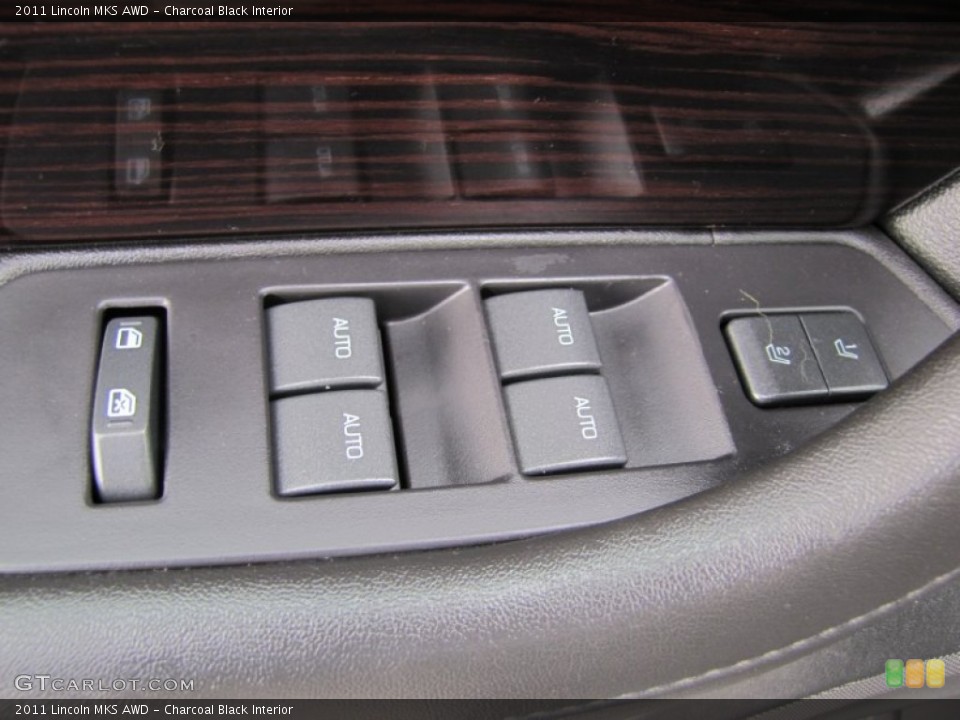 Charcoal Black Interior Controls for the 2011 Lincoln MKS AWD #68717131