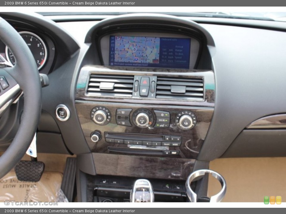 Cream Beige Dakota Leather Interior Controls for the 2009 BMW 6 Series 650i Convertible #68731294
