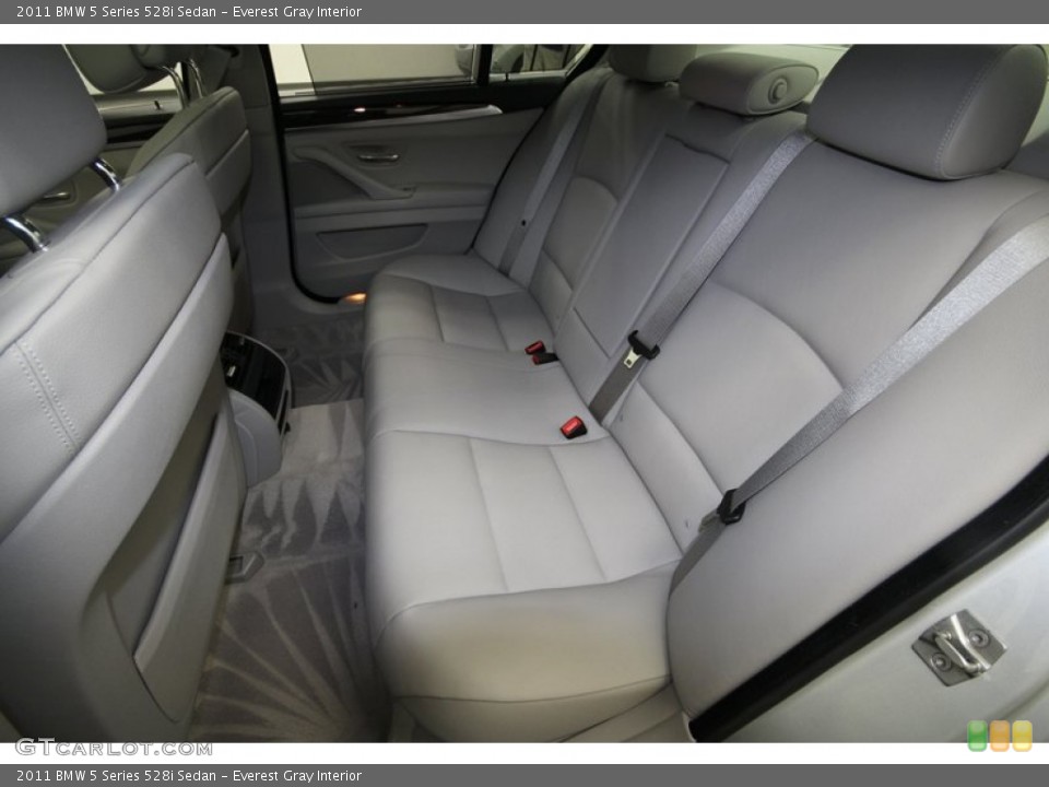 Everest Gray Interior Rear Seat for the 2011 BMW 5 Series 528i Sedan #68735479