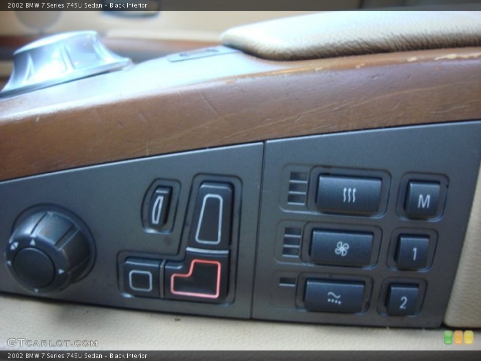 Black Interior Controls for the 2002 BMW 7 Series 745Li Sedan #68737840