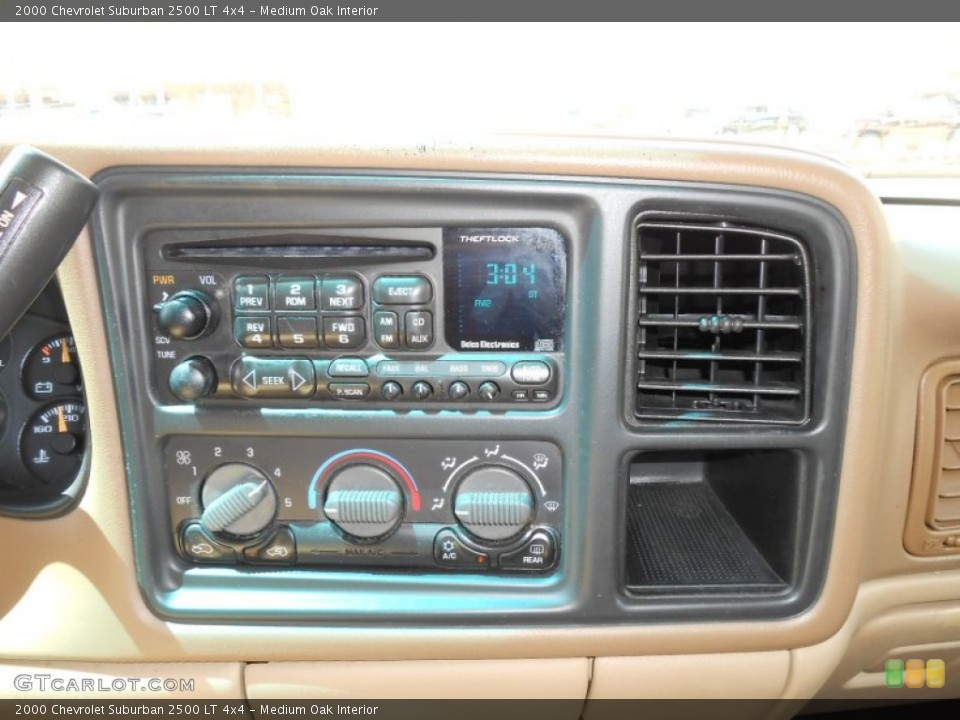 Medium Oak Interior Controls for the 2000 Chevrolet Suburban 2500 LT 4x4 #68742322