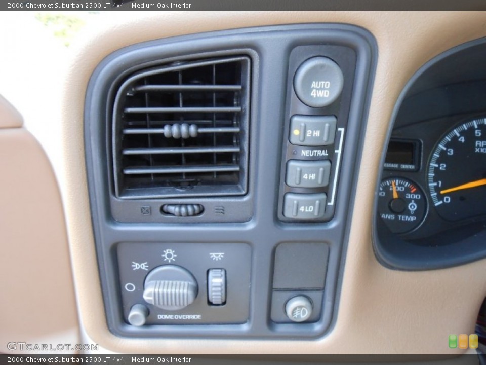 Medium Oak Interior Controls for the 2000 Chevrolet Suburban 2500 LT 4x4 #68742371