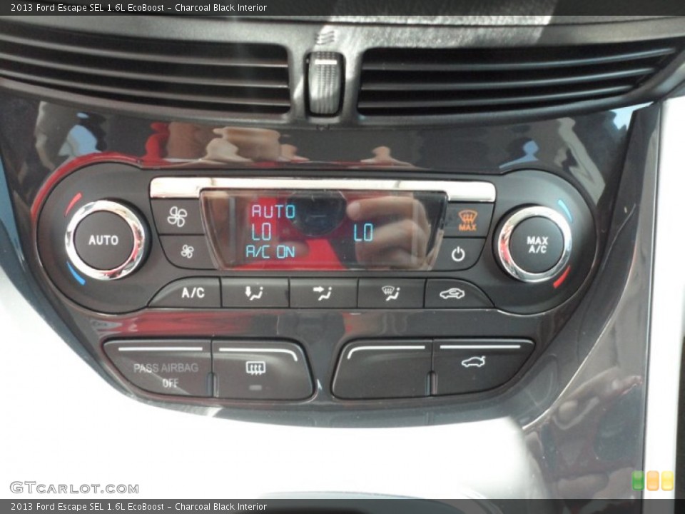 Charcoal Black Interior Controls for the 2013 Ford Escape SEL 1.6L EcoBoost #68752066